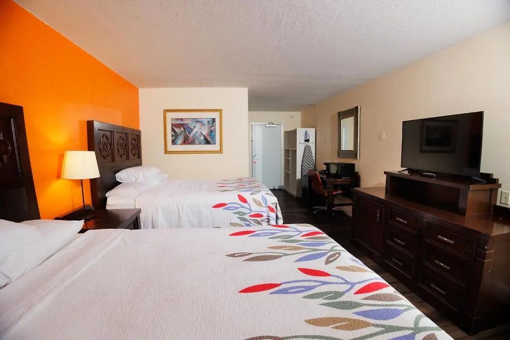 Hotel Garnet Inn & Suites Orlando