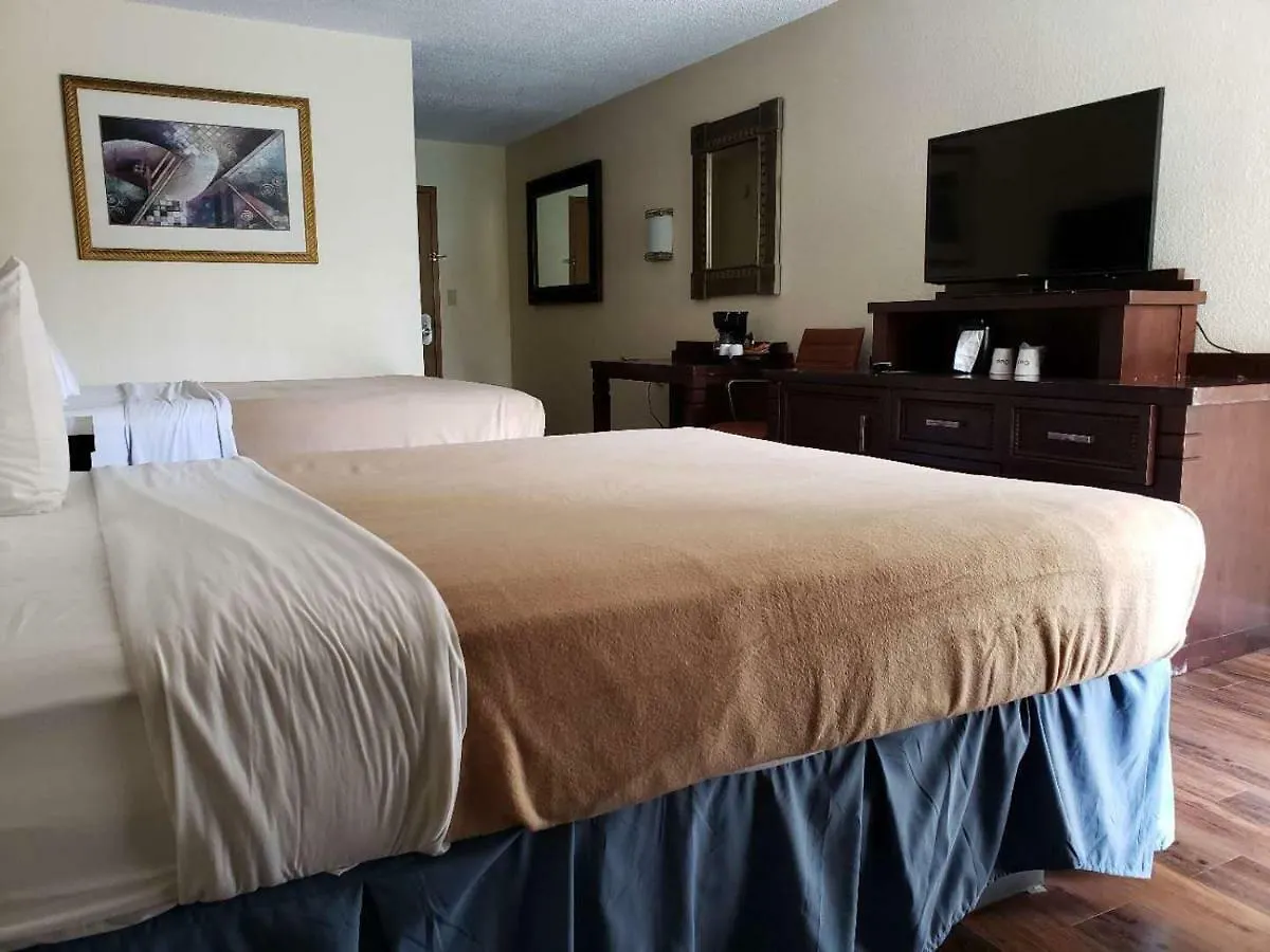 Garnet Inn & Suites Orlando