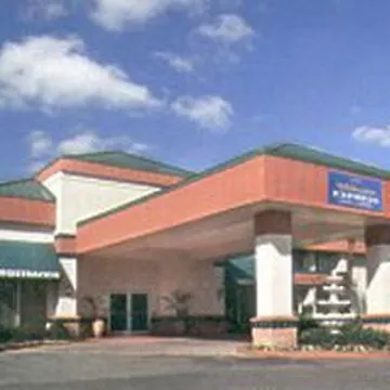 Garnet Inn & Suites Orlando Hotel