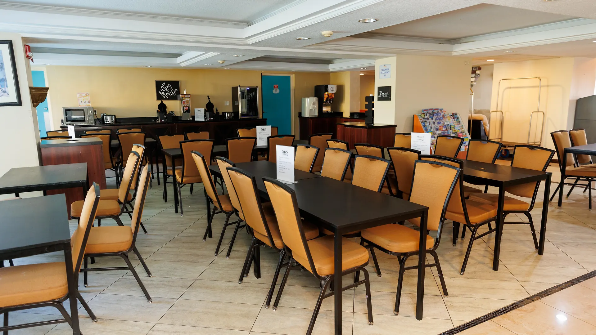 Garnet Inn & Suites Orlando 3*,